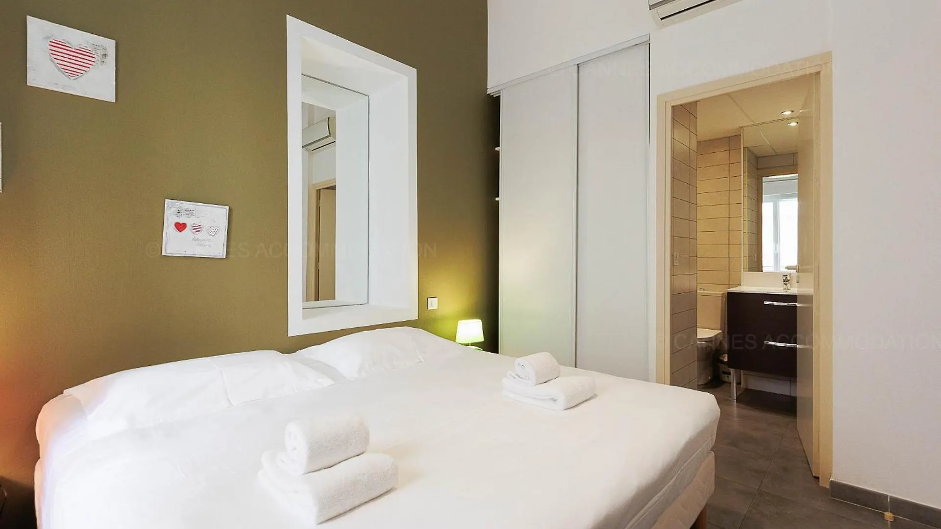 דירה קאן Residence Aout 43