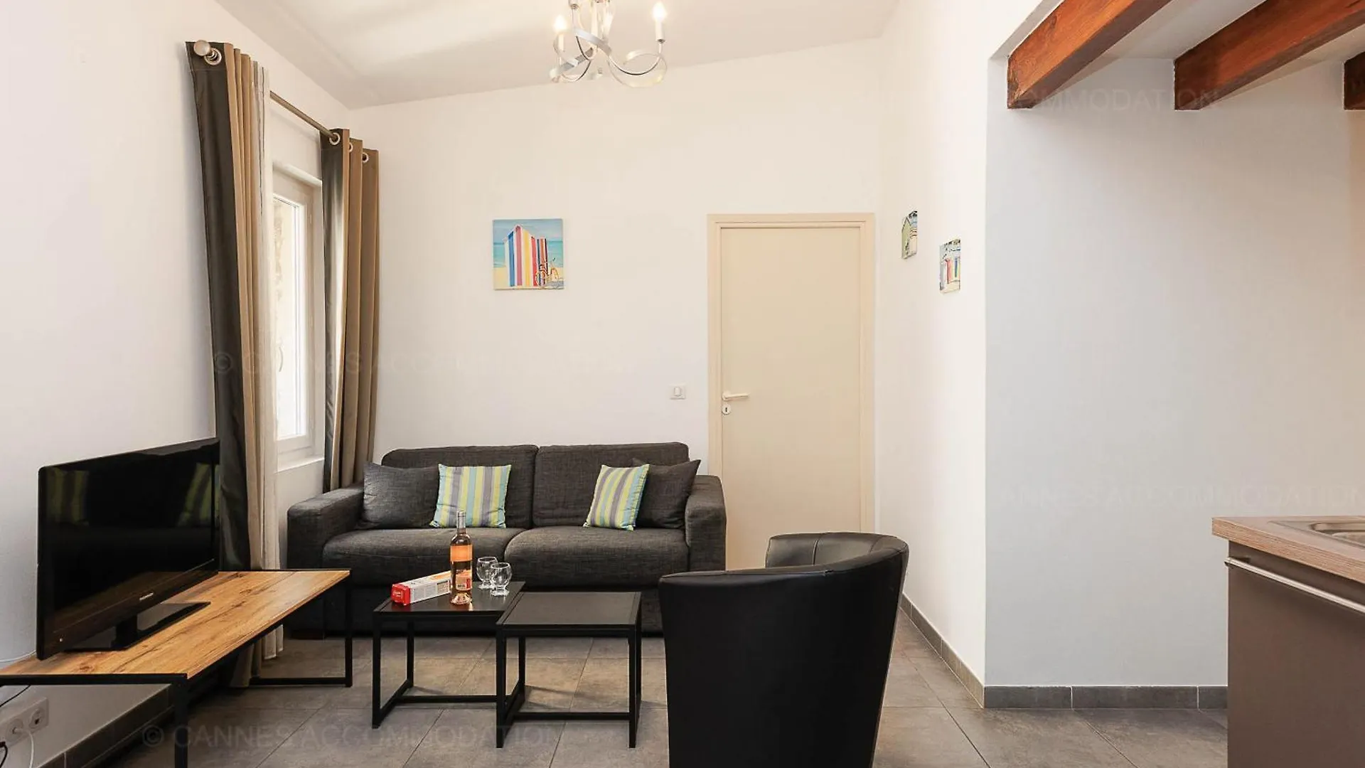 Residence Aout 43 Cannes Apartment