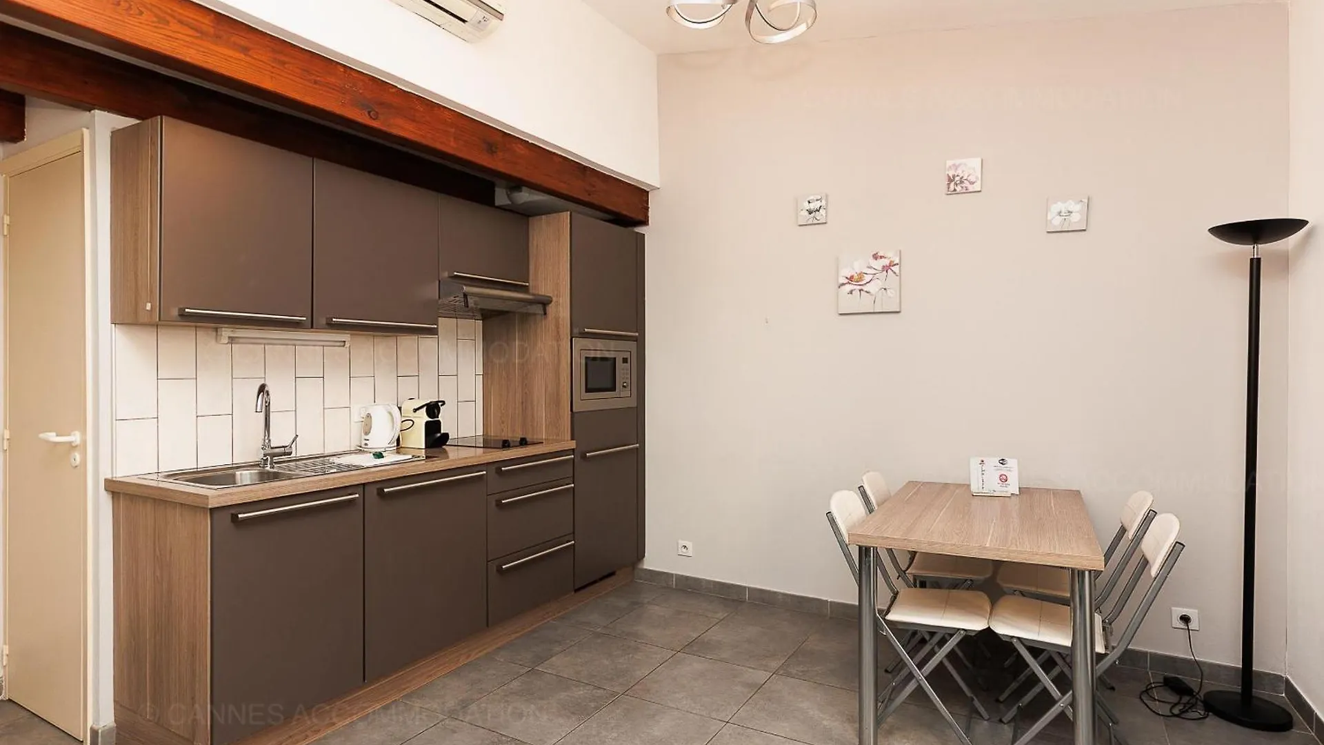 Residence Aout 43 Cannes